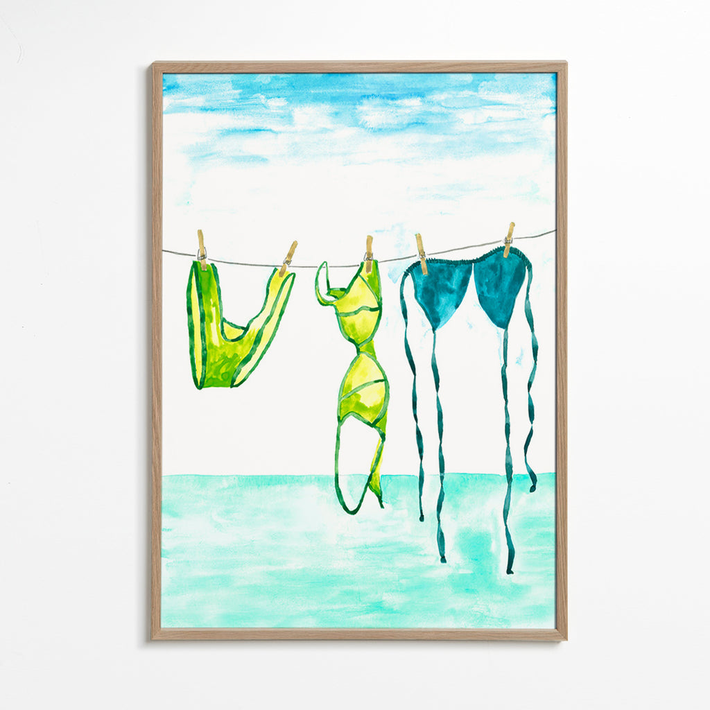 Illustration de maillots accrochés au bord de la mer