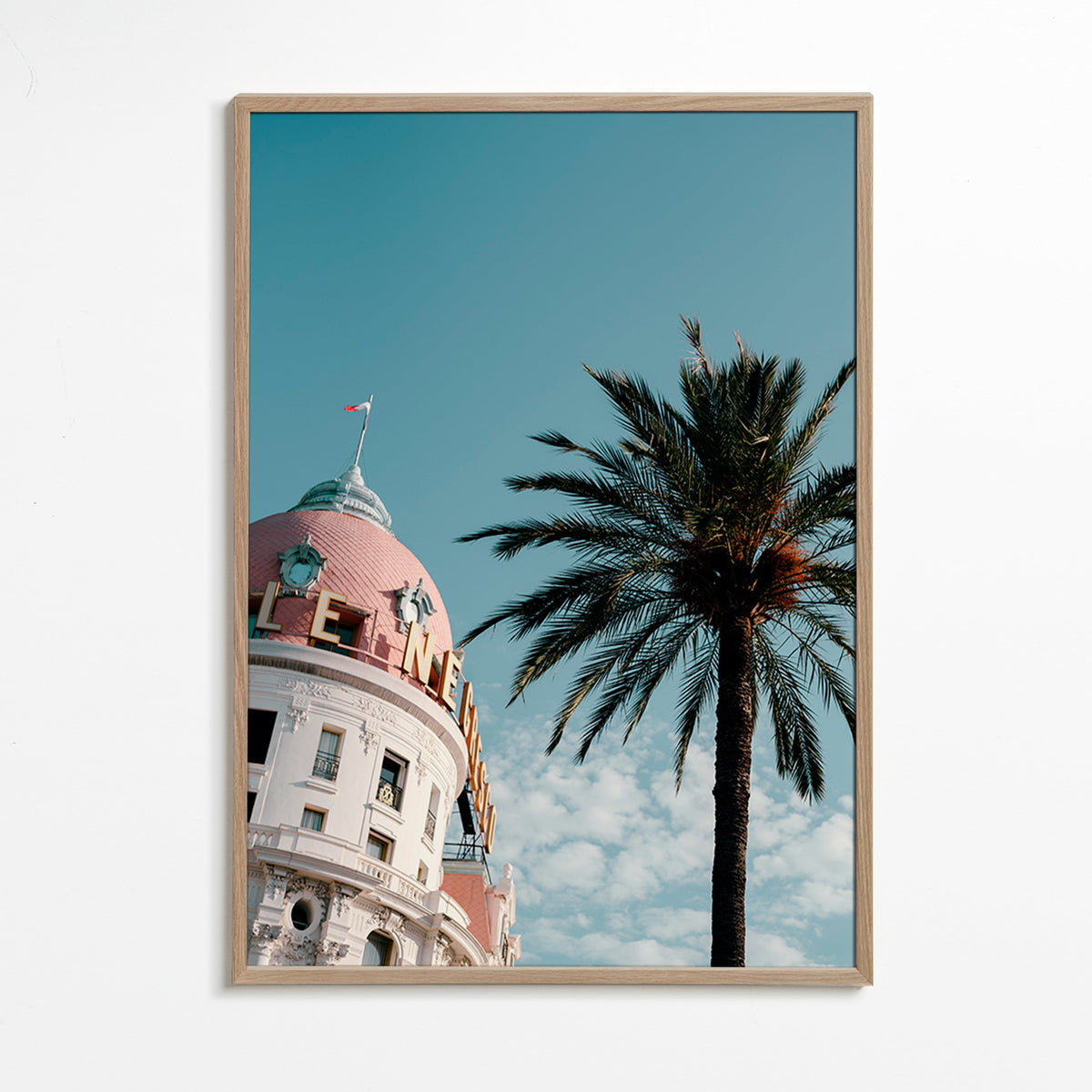 Tableau de ville Riviera: dôme et palmier – Oak Frame