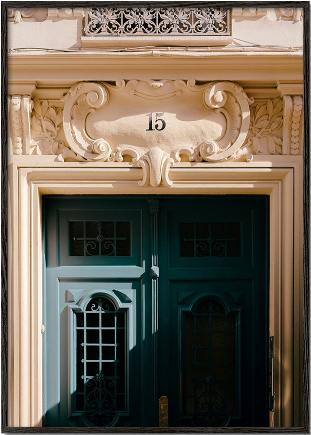 Art de ville: porte verte et numéro 15 – Black Frame