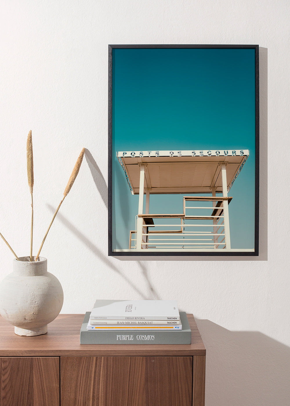 Photographie poste de secours et ciel – Product3