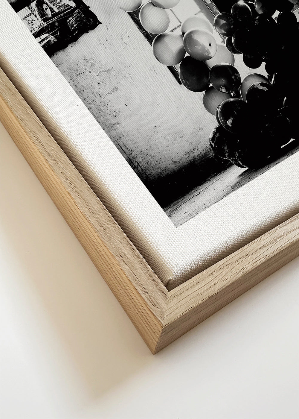 Dancing with loneliness - Yugie Potret