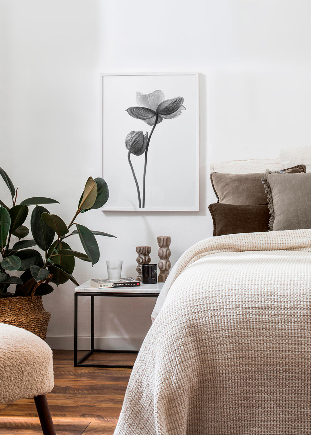 A little touch  monochrome - Lotte Grønkjær