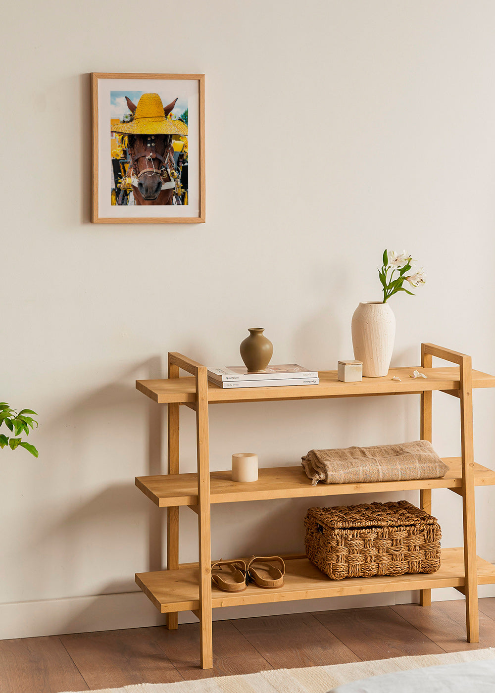 Cheval portrait au chapeau jaune – Product1