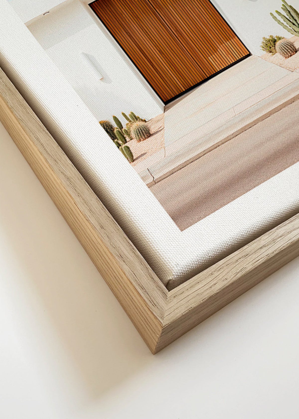 Photographie architecturale avec porte à lames – Canvas detail