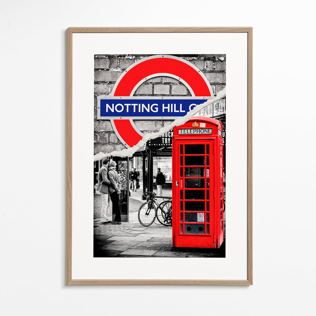Art de ville avec cabine téléphonique rouge à Notting Hill – Oak Frame