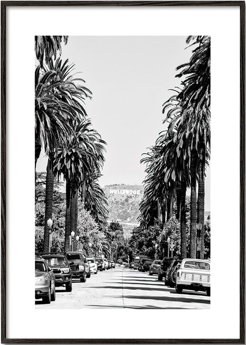 Poster de ville Hollywood, rue aux palmiers en noir et blanc – Black Frame