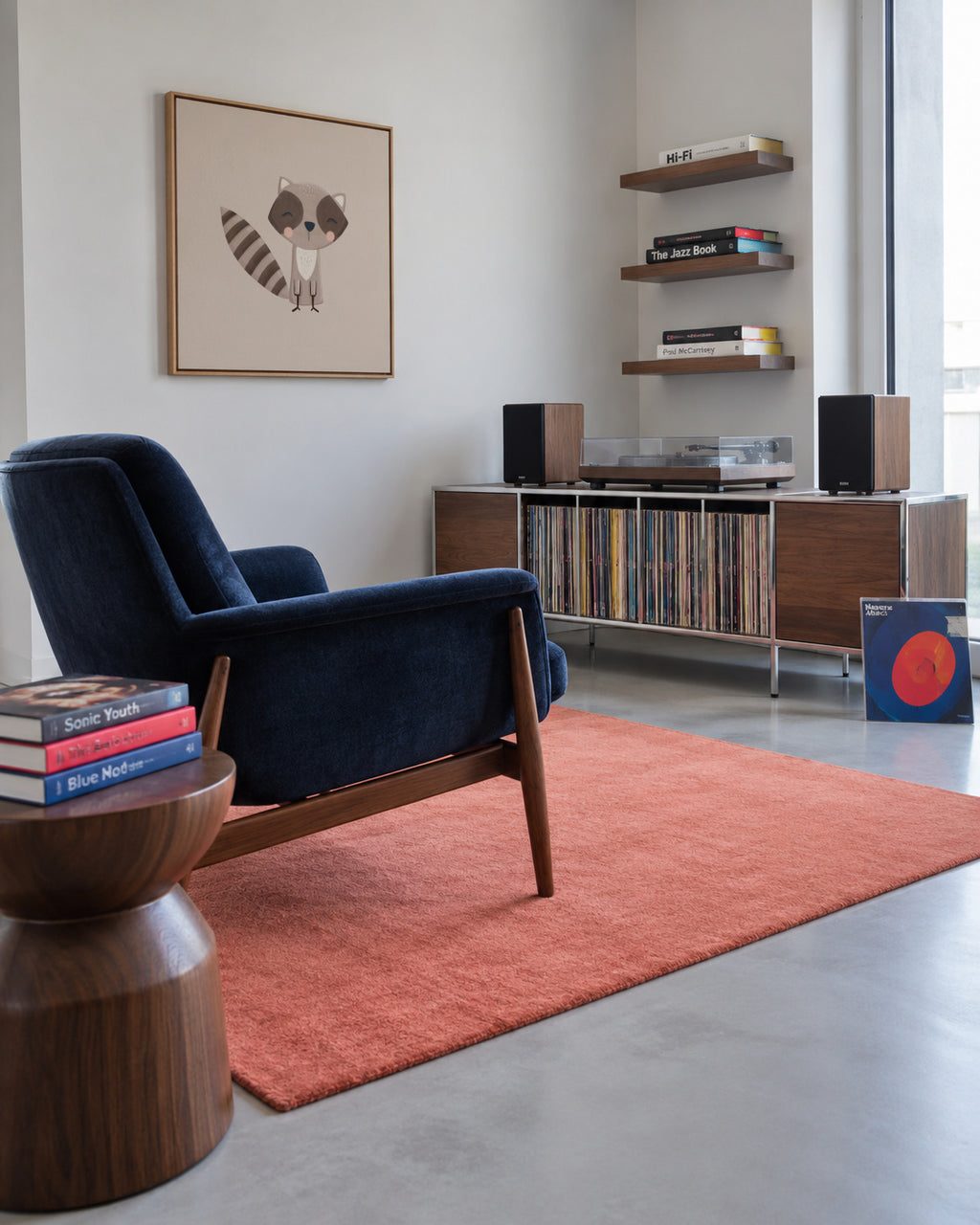 Mapache - Framed canvas in an interior