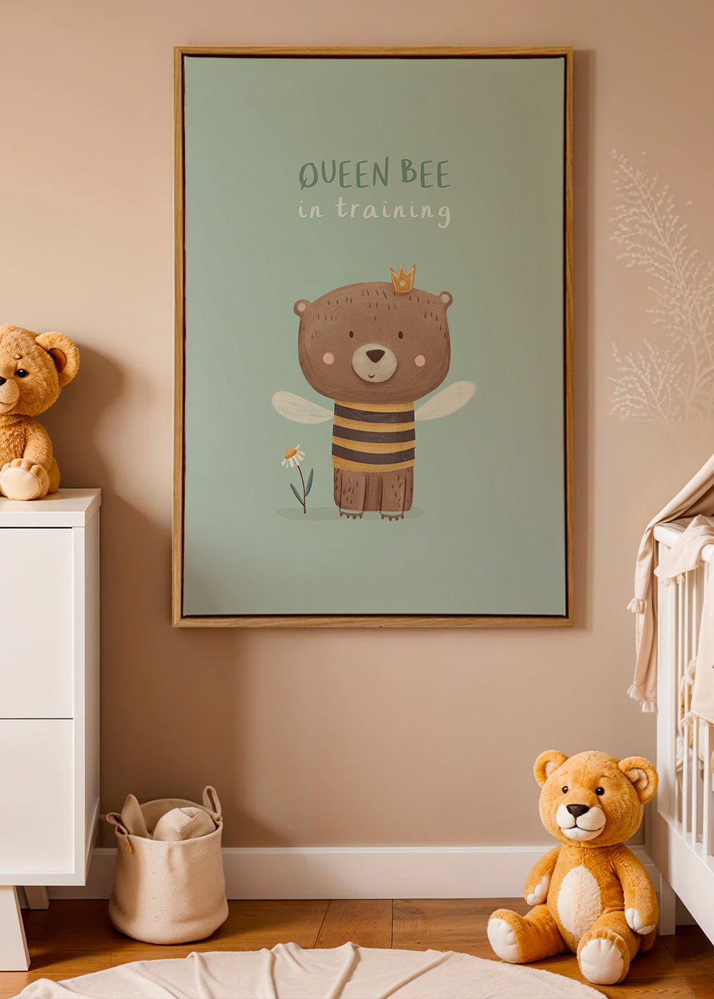 Affiche enfant Ours 'Queen Bee' avec couronne