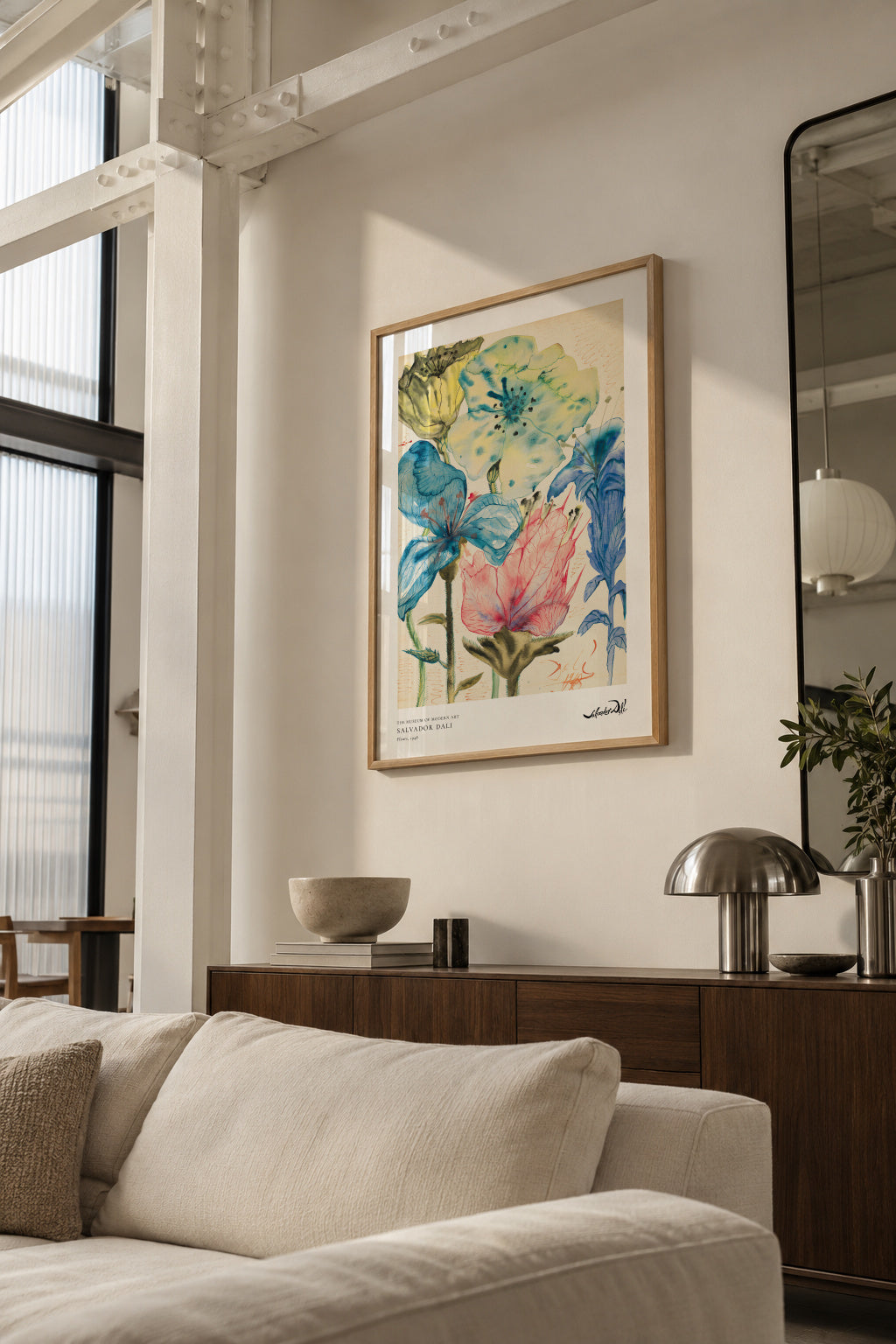 Salvador Dali fleurs I - Framed poster in an interior