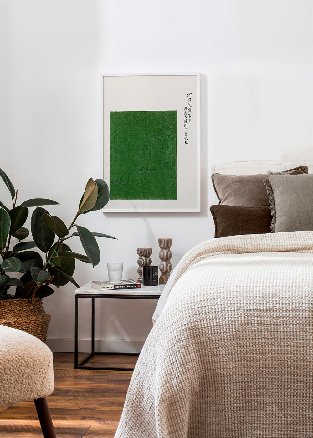 Green Birds Woodblock print from Yatsuo no tsubaki by Taguchi Tomoki