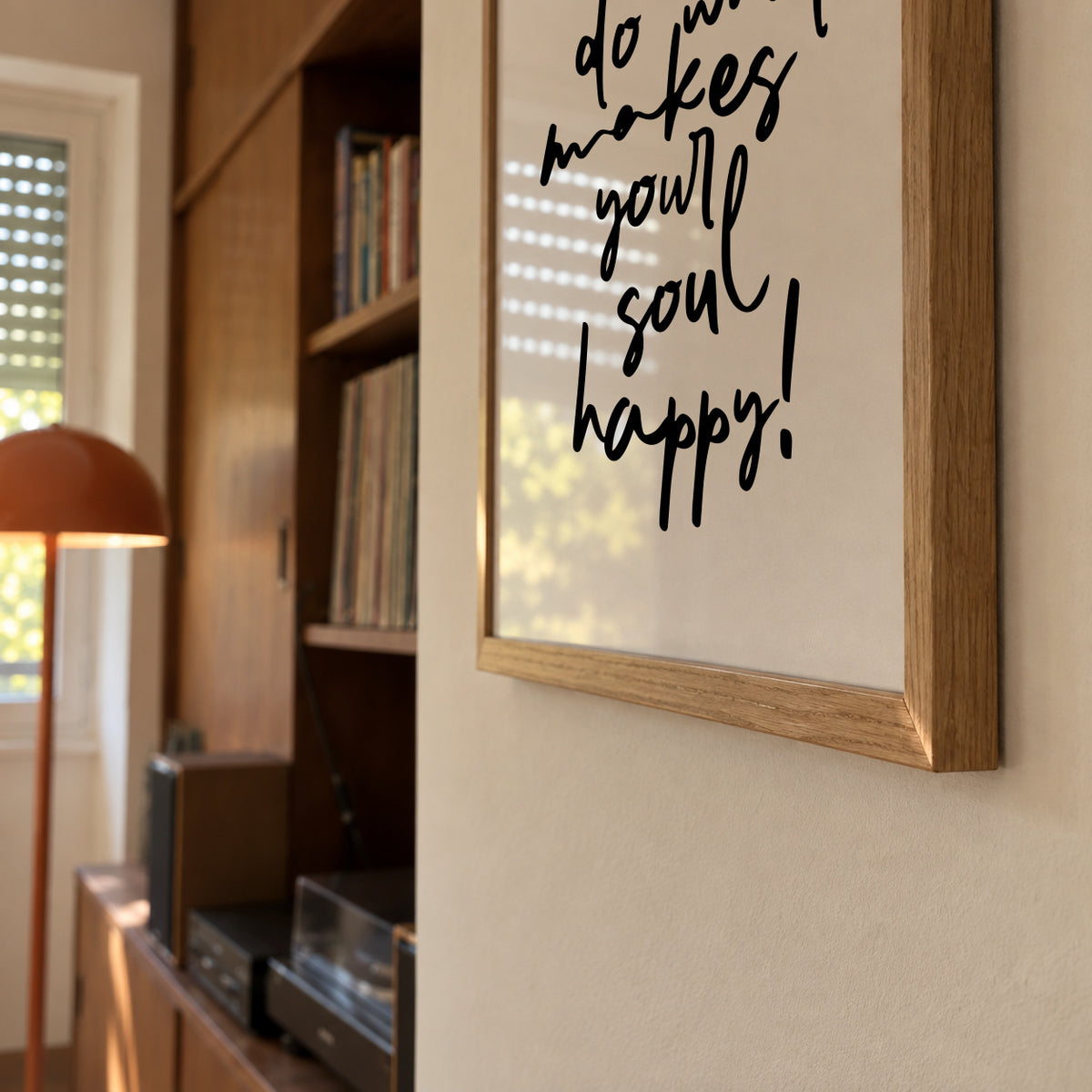 Do what makes your soul happy quote poster - Framed poster detail