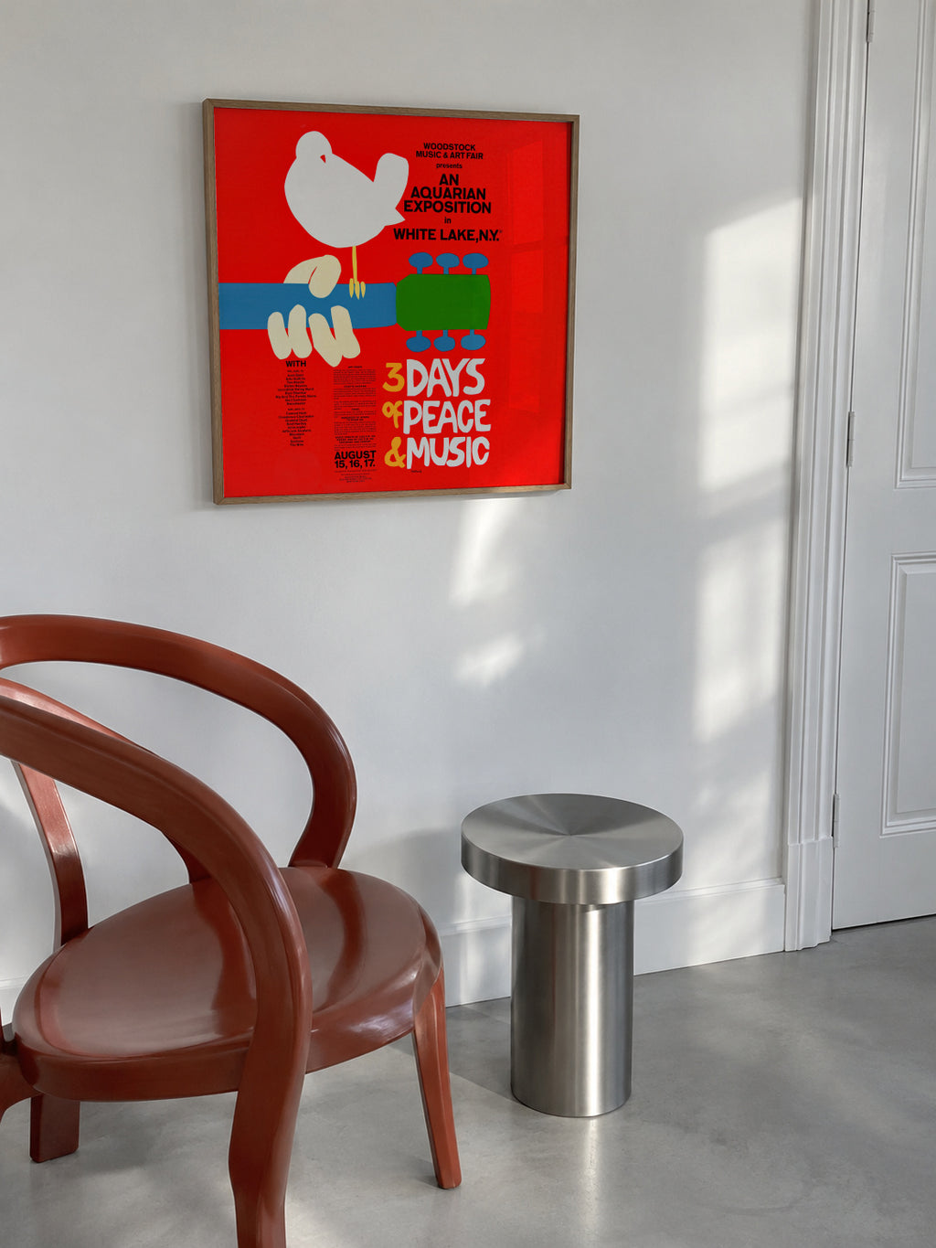 Woodstock 1969 Poster - 3 days of peace & music - Square - Framed poster in an interior