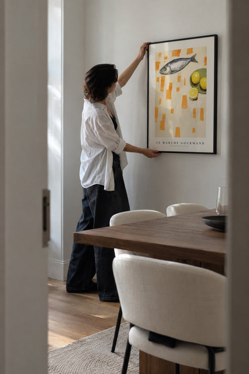 LE MARCHE GOURMAND- Fish Market - Framed poster in an interior