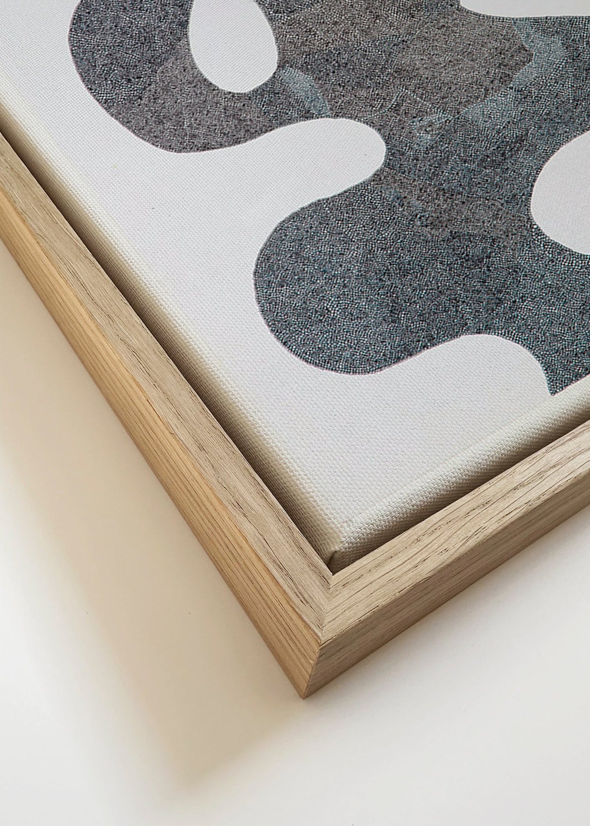 Œuvre abstraite pointillée à grande silhouette – Canvas detail
