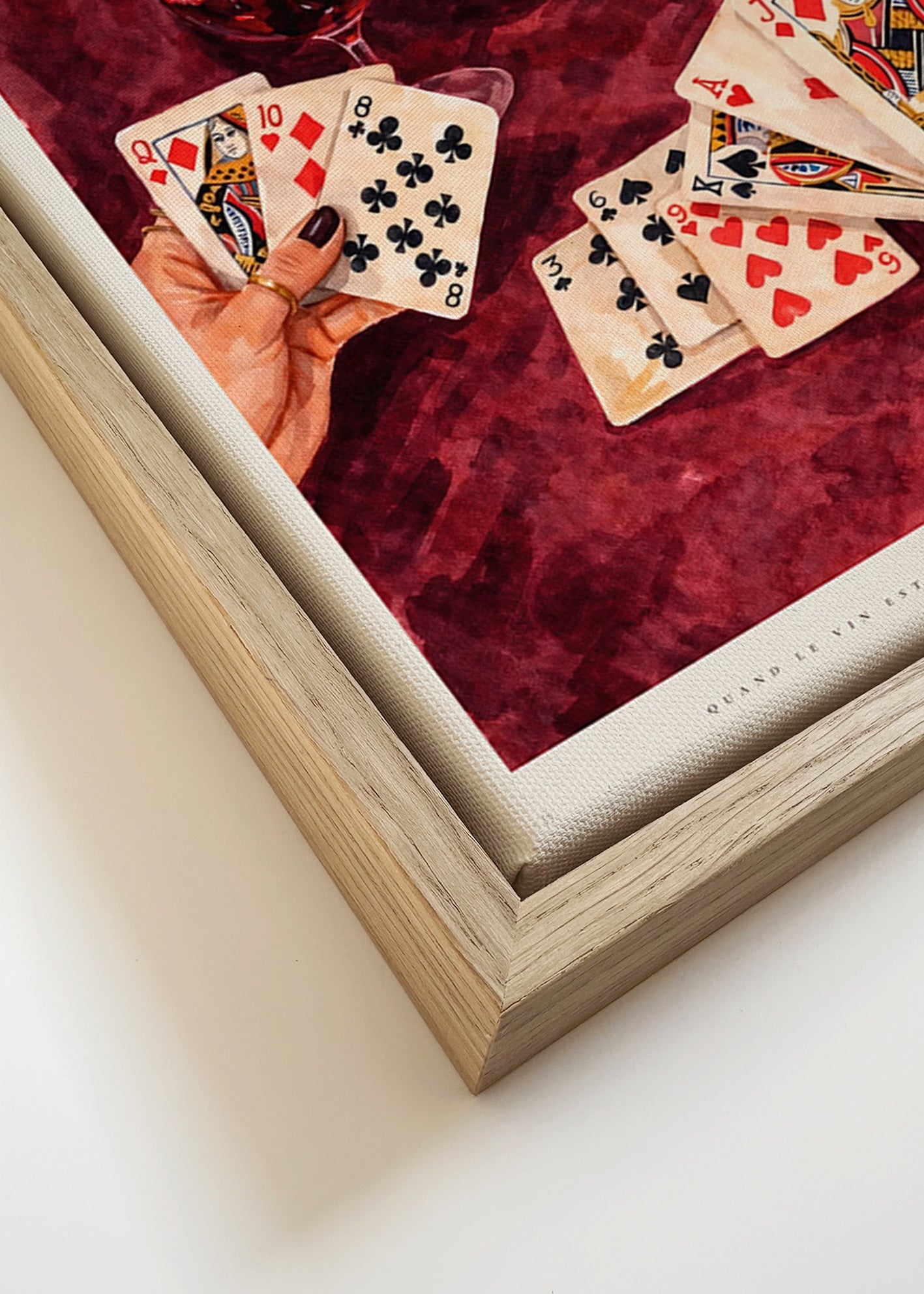 Art de cuisine avec cartes à jouer et vin rouge