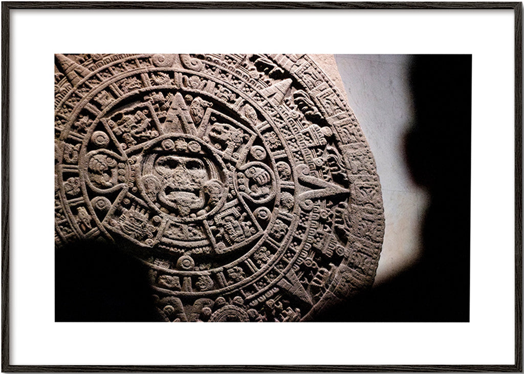 Photographie du calendrier aztèque en relief