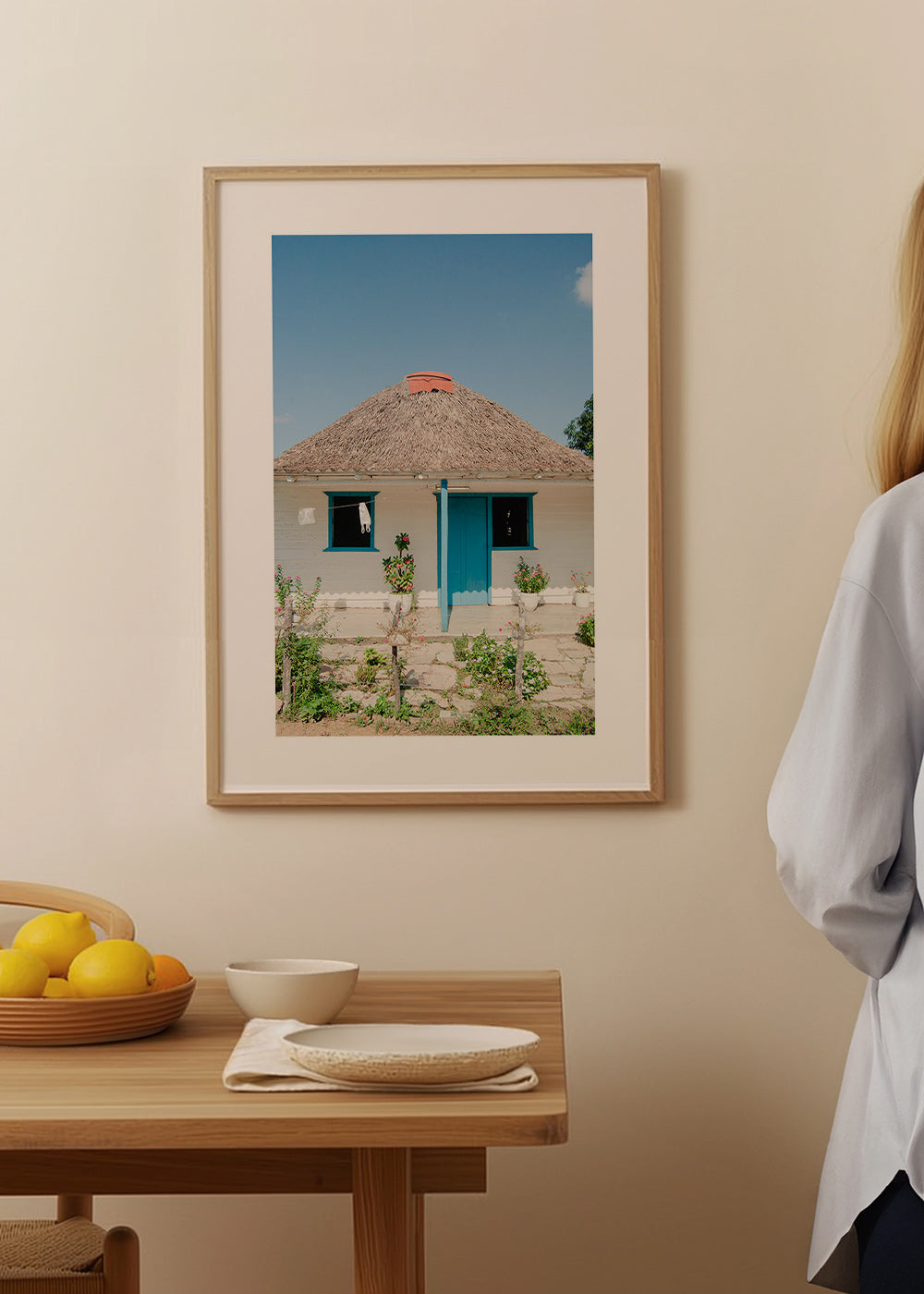 Tableau paysager: maison à porte bleue