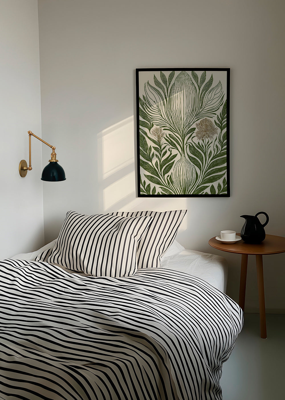 Lámina botánica con hojas verdes y trazo lineal – Product3