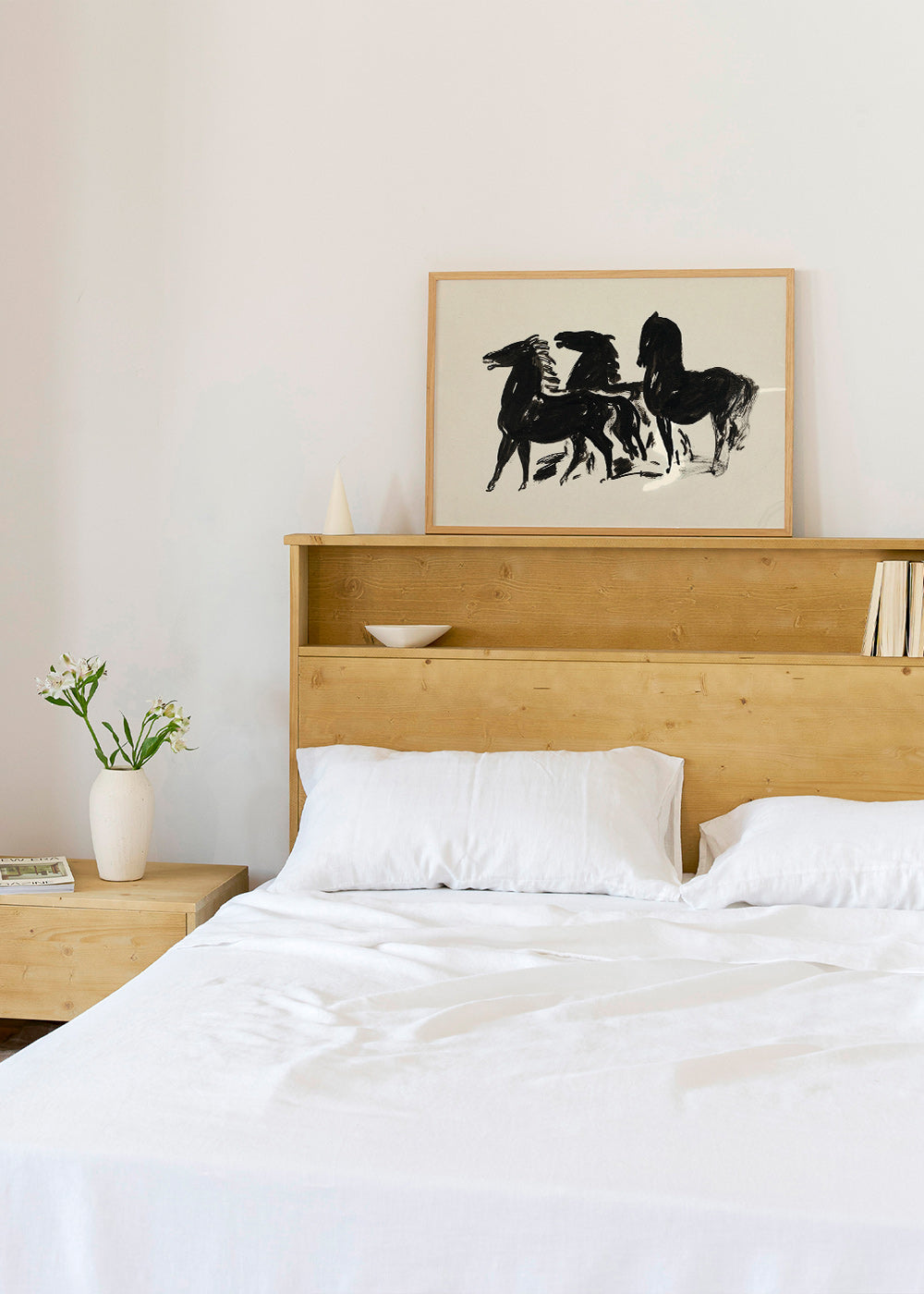 Cuadro tres caballos: dibujo en tinta gestual – Product2