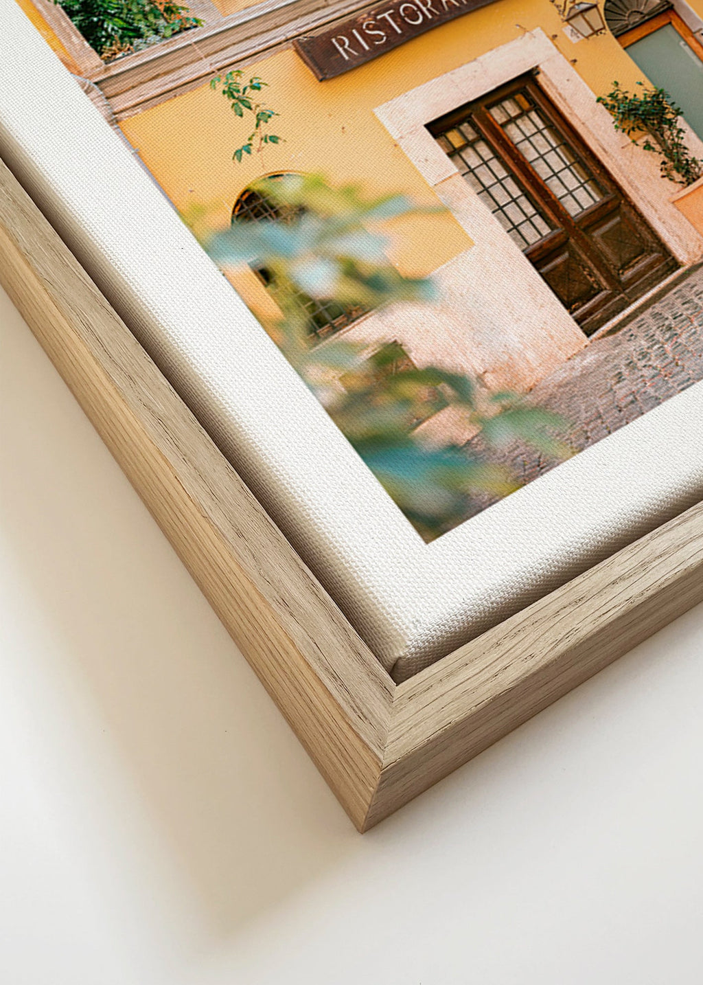 Cuadro de cocina con fachada de ristorante en amarillo – Canvas detail