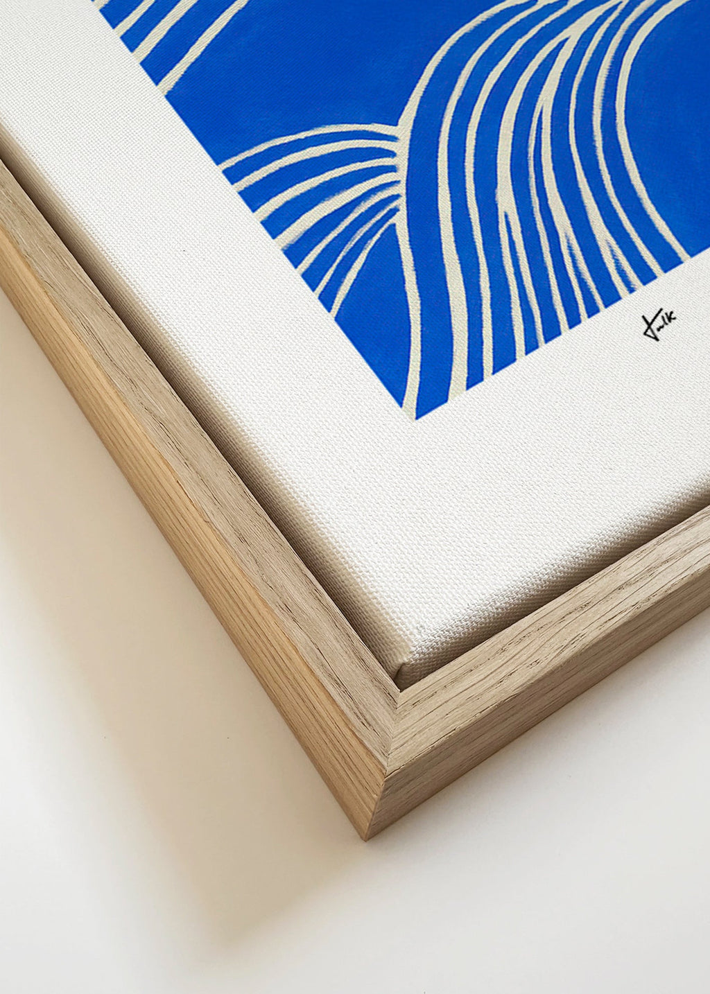 Cuadro abstracto azul con líneas ondulantes – Canvas detail