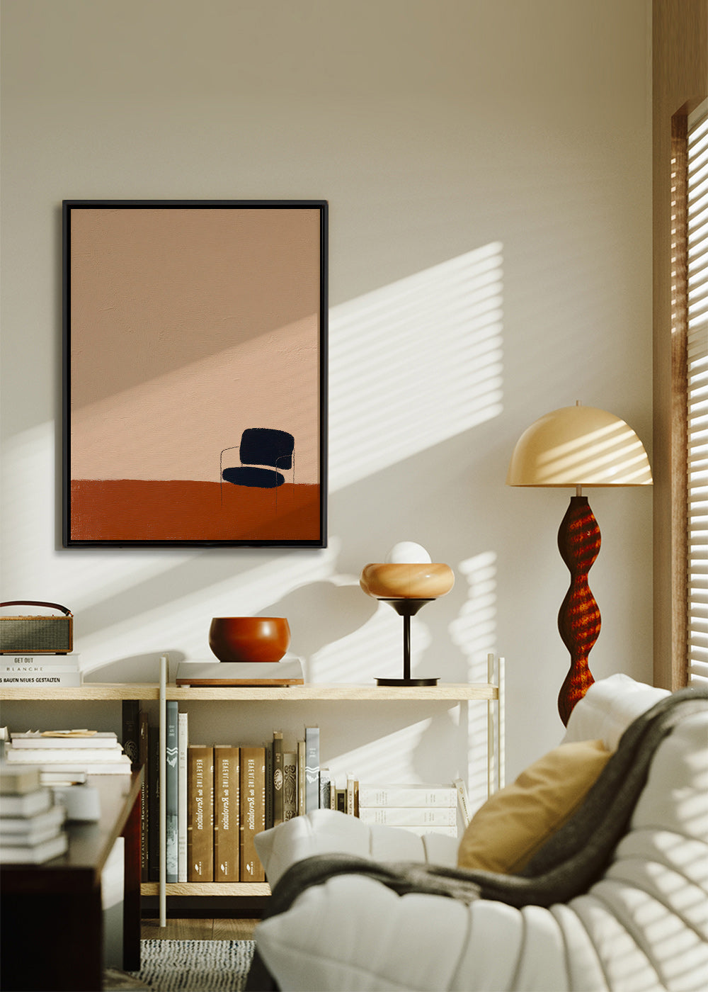Affiche minimaliste chaise sur sol ocre