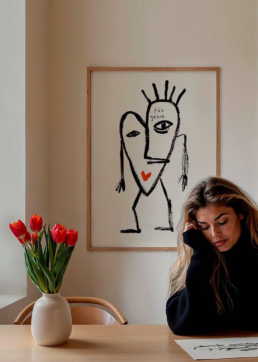 Art abstrait visage linéaire avec coeur rouge