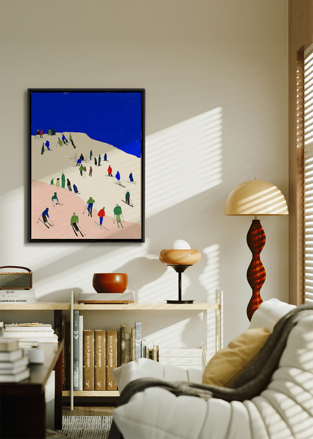 Paysage: skieurs sur pente bleue