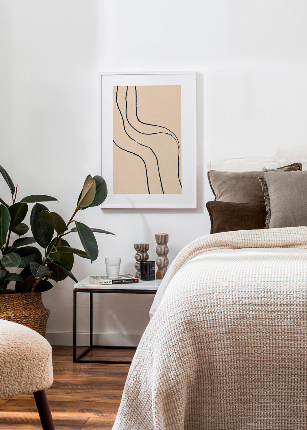 Tableau minimaliste à lignes fluides sur beige