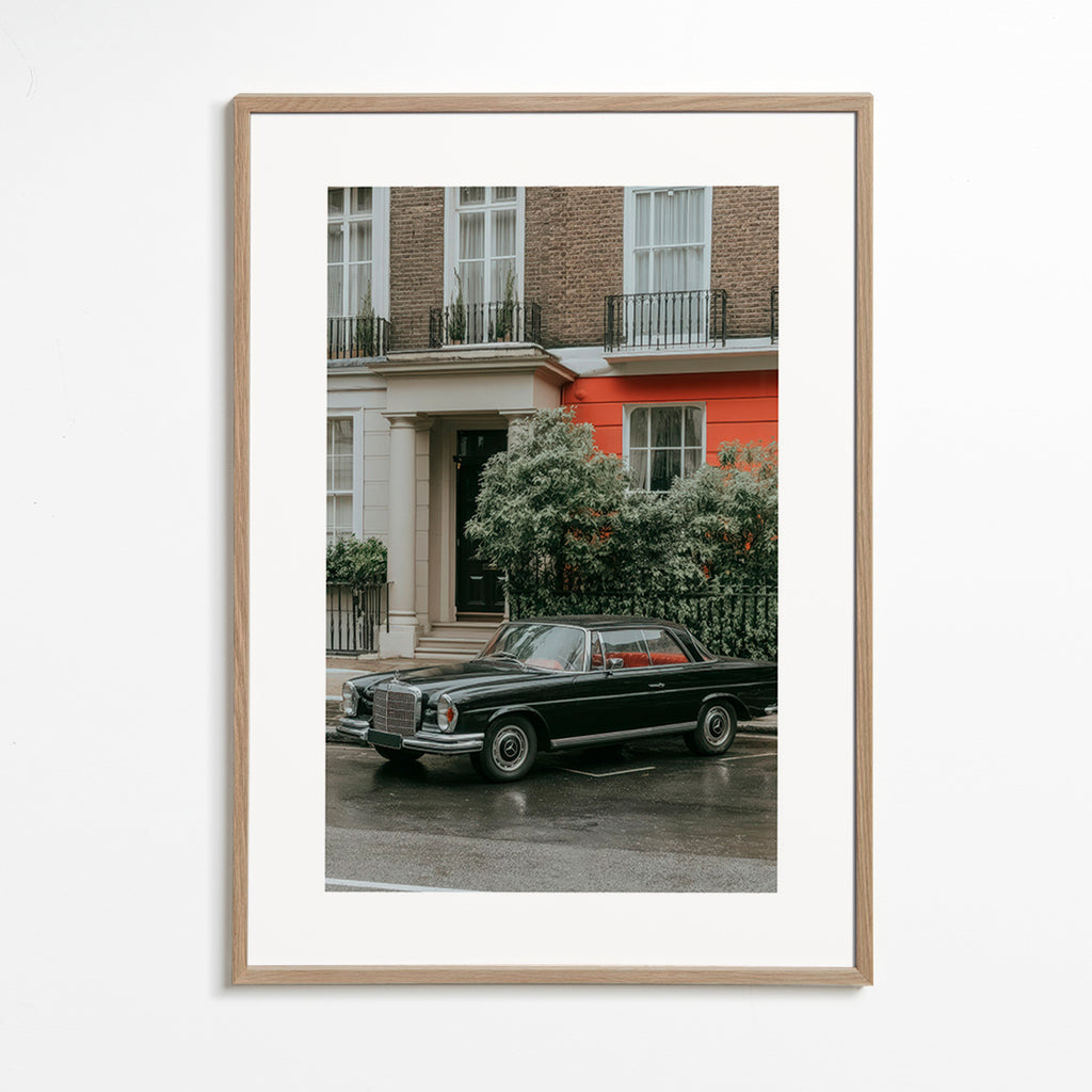 Photographie de rue d'une voiture classique