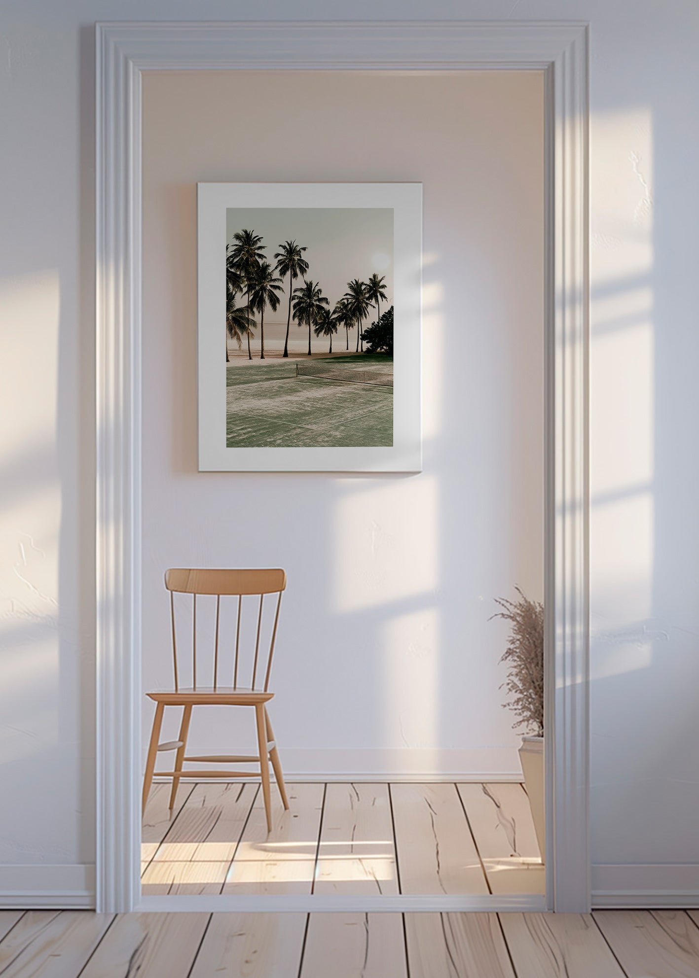 Art de paysage: palmiers près d'un court de tennis