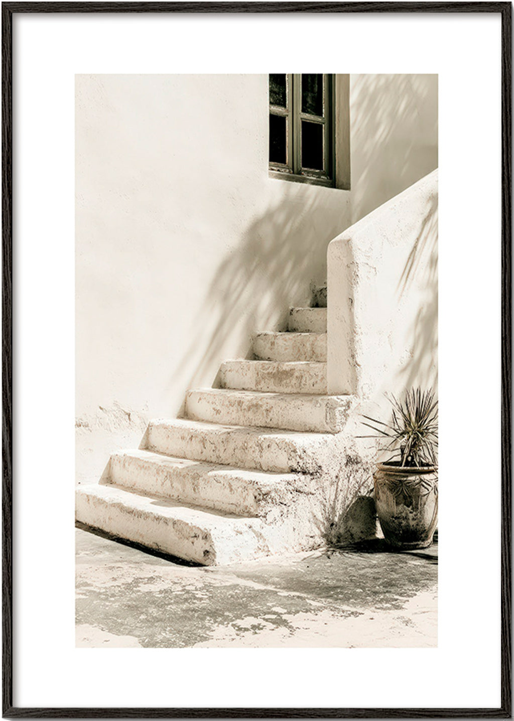 Photograph de marches blanches avec plante