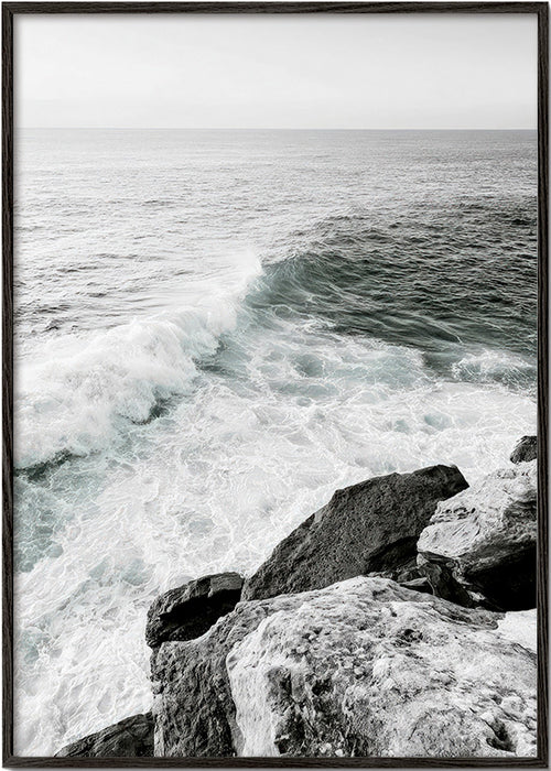 Art de paysage: falaise et vague en noir et blanc