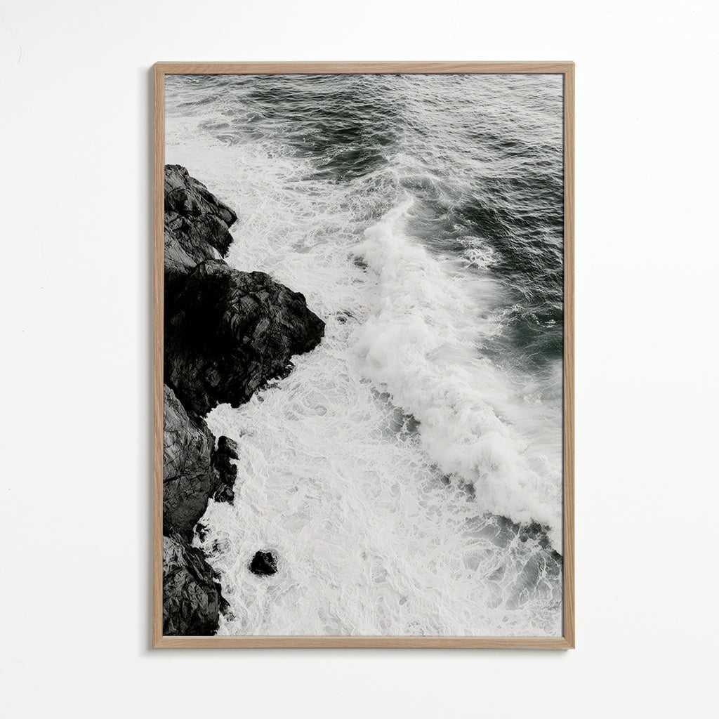 Art de paysage : rochers atlantiques en noir et blanc
