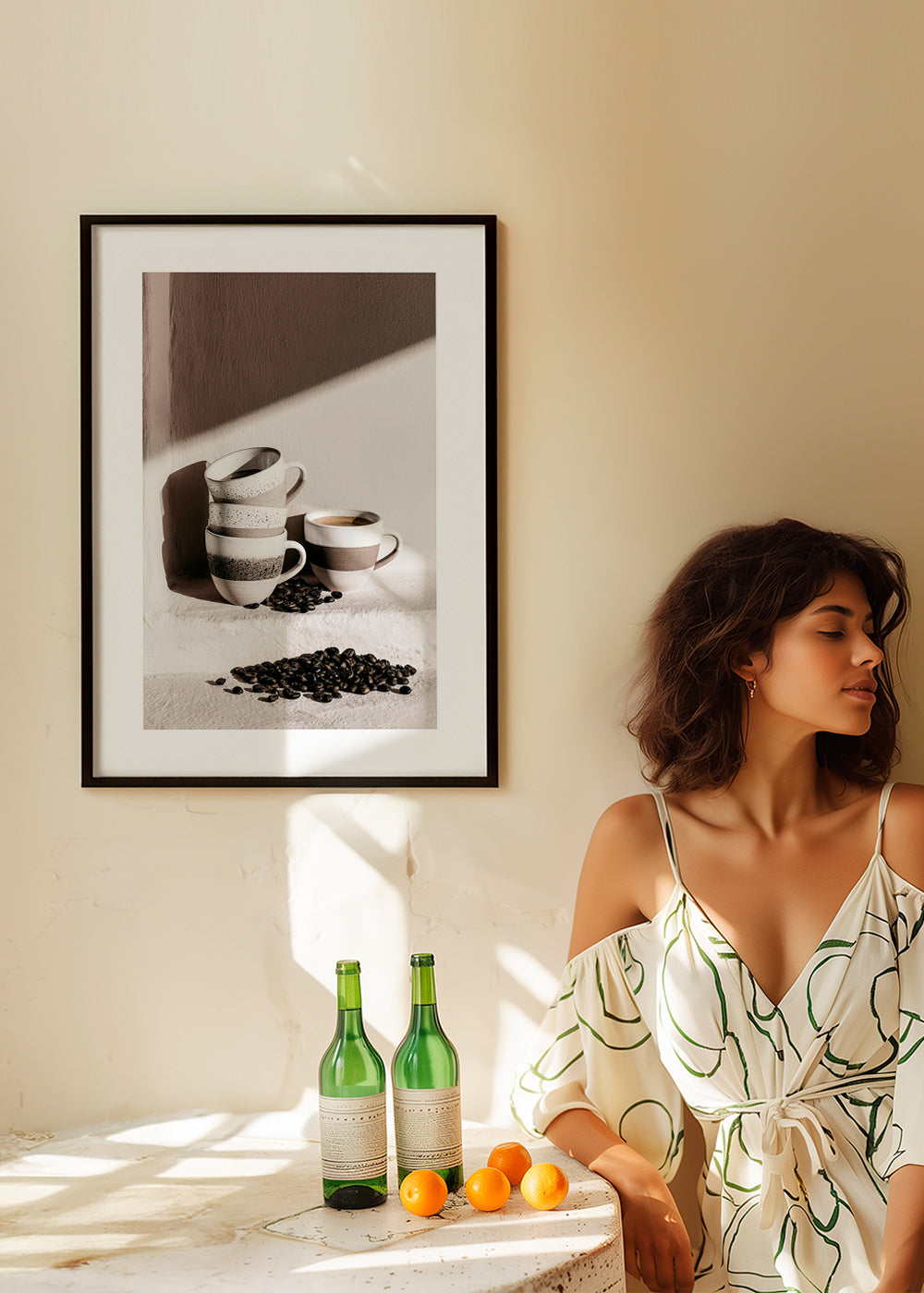 Art de cuisine avec tasses empilées et grains de café