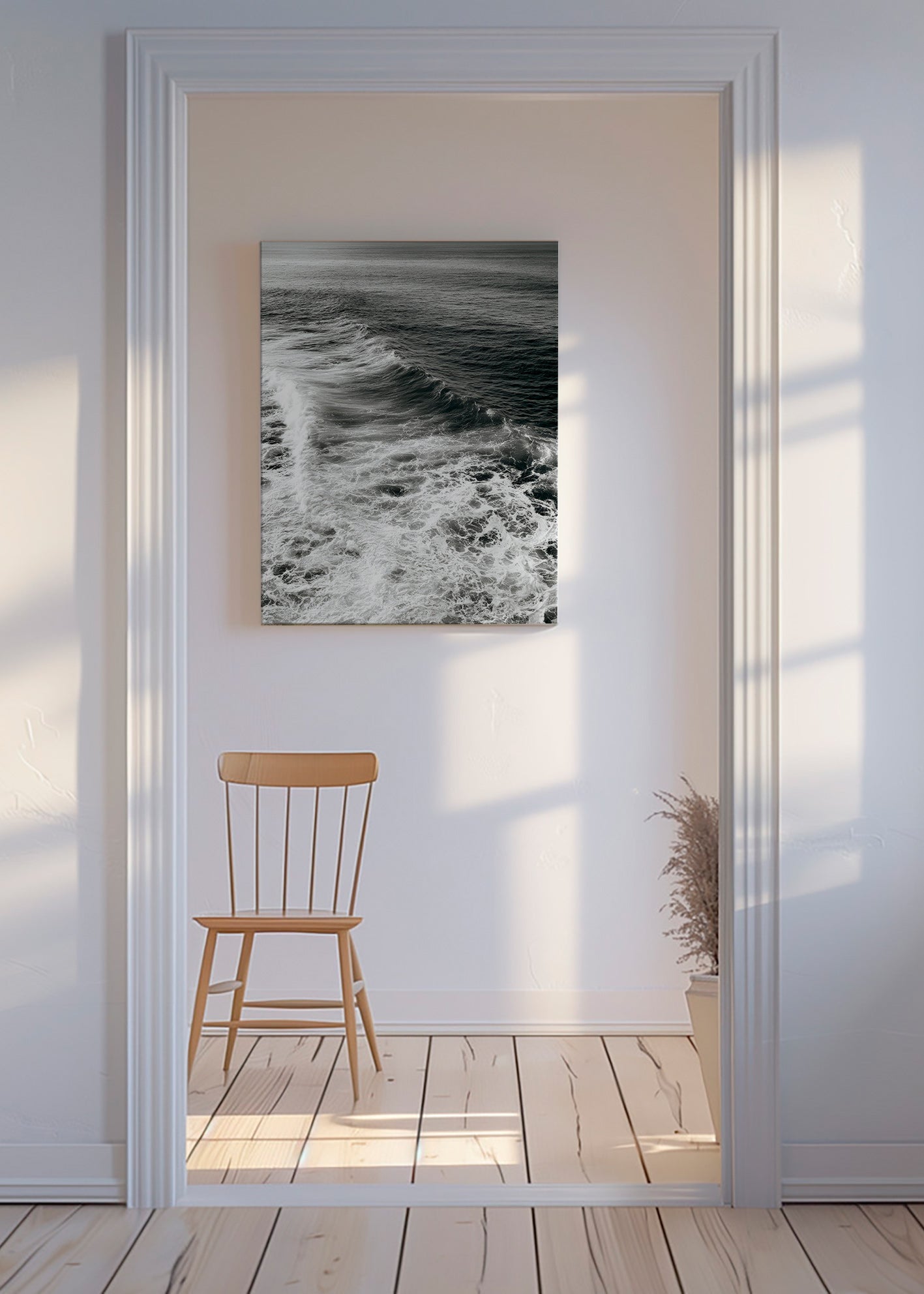 Photographie de vagues en noir et blanc
