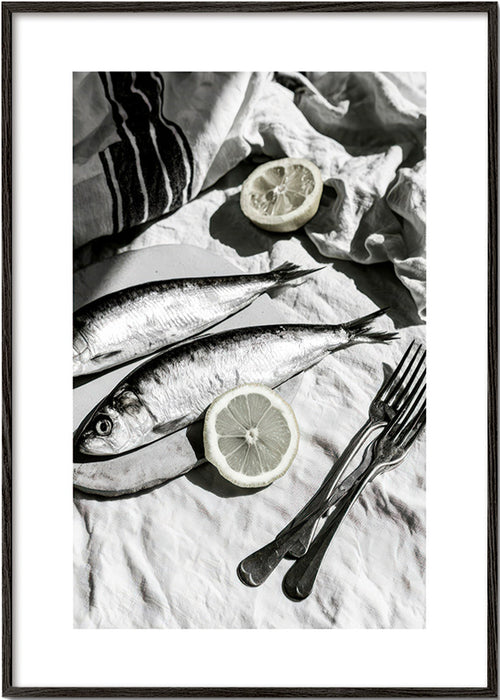 Art de cuisine: nature morte sardines et citron noir et blanc
