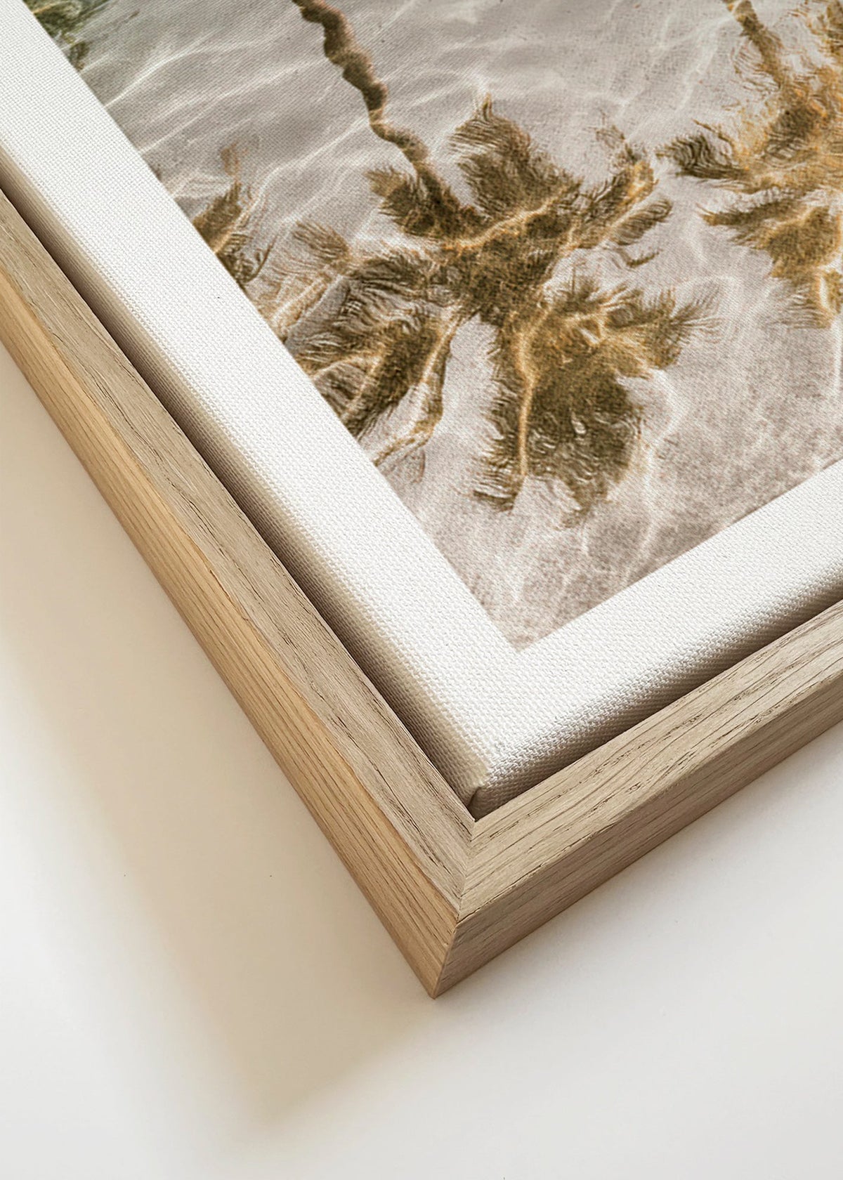 Art de paysage avec reflets de palmiers