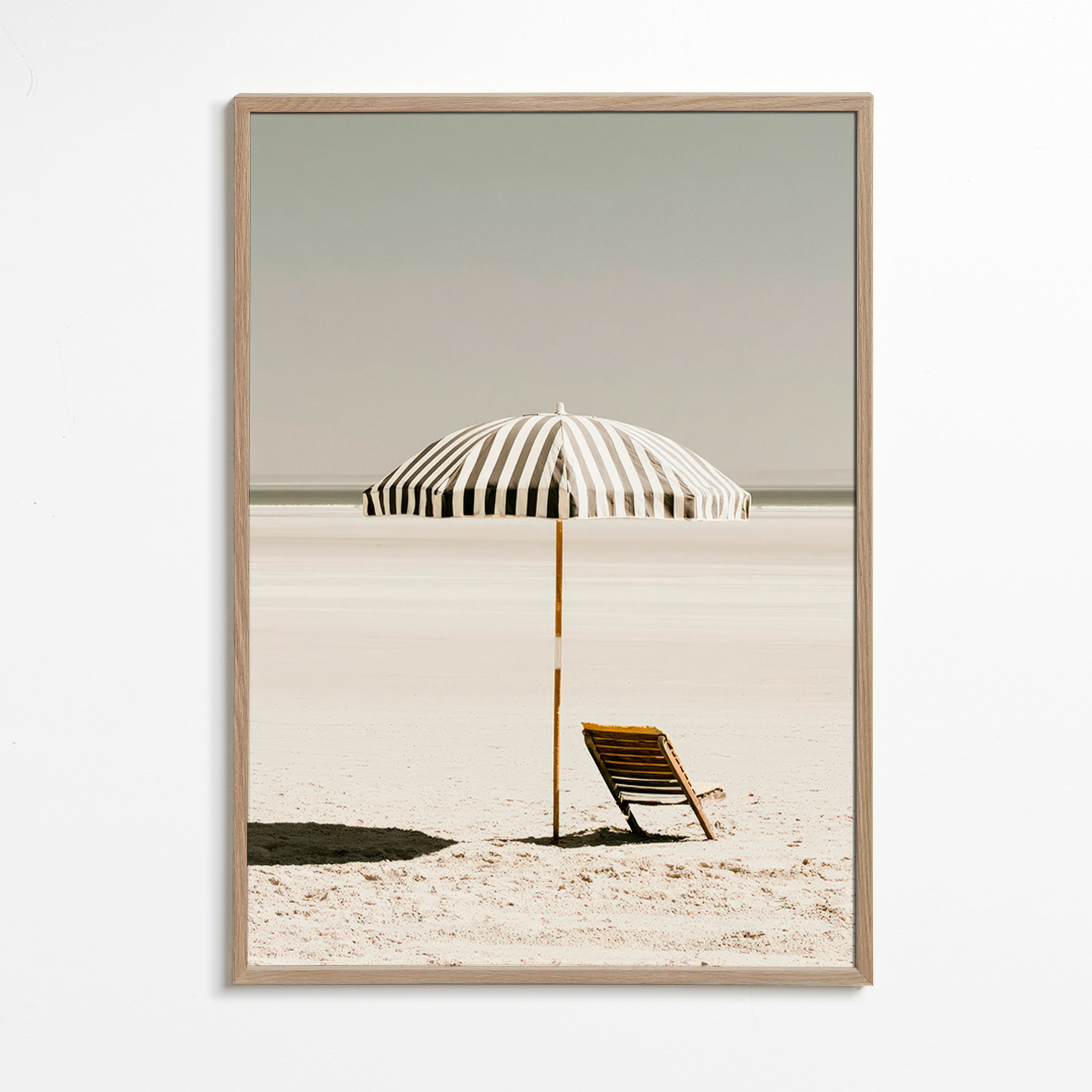 Photographie de paysage avec parasol solitaire