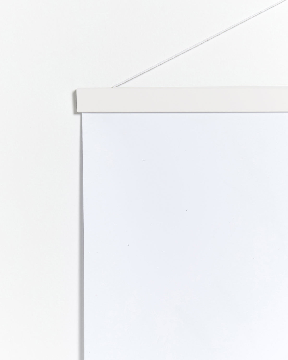 Porte affiche 20cm en bois et blanc