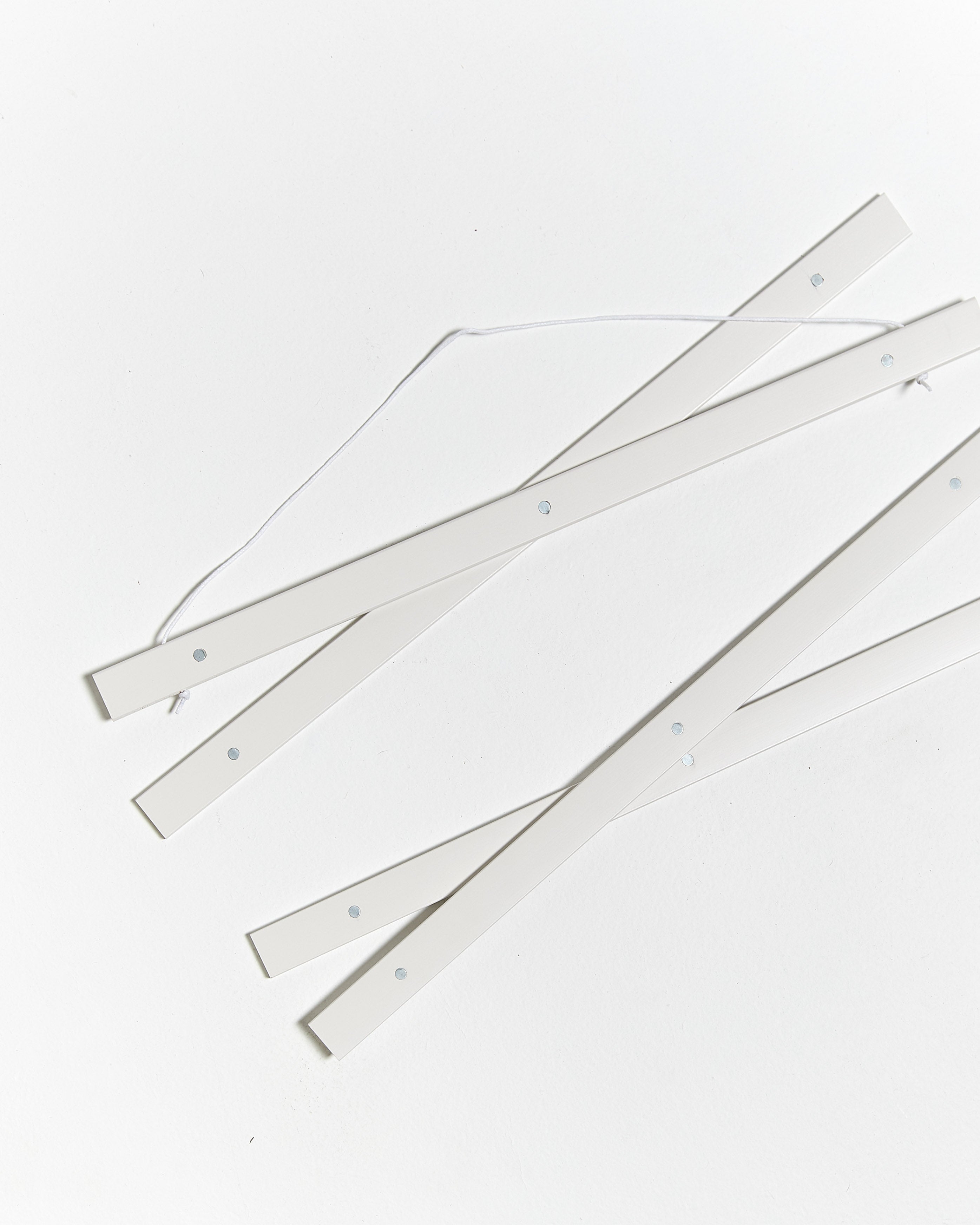 Porte affiche 20cm en bois et blanc